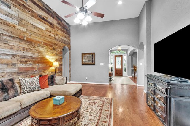 19110 Timberlake Woods Lane, Tomball, TX 77377