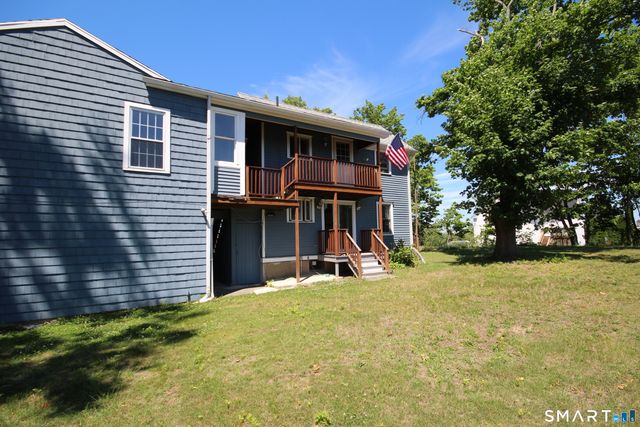 135 Ridgeley Avenue, Fairfield, CT 06825