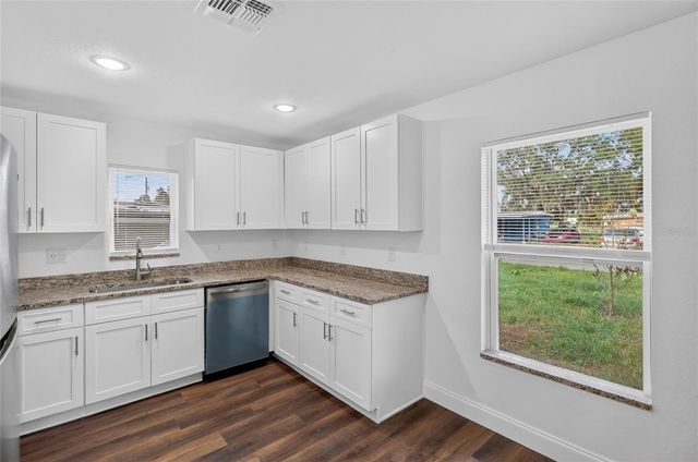 728 HENRY ST, Auburndale, FL 33823