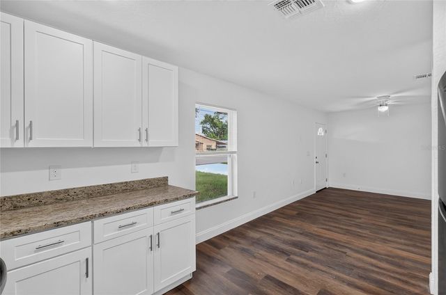 728 HENRY ST, Auburndale, FL 33823