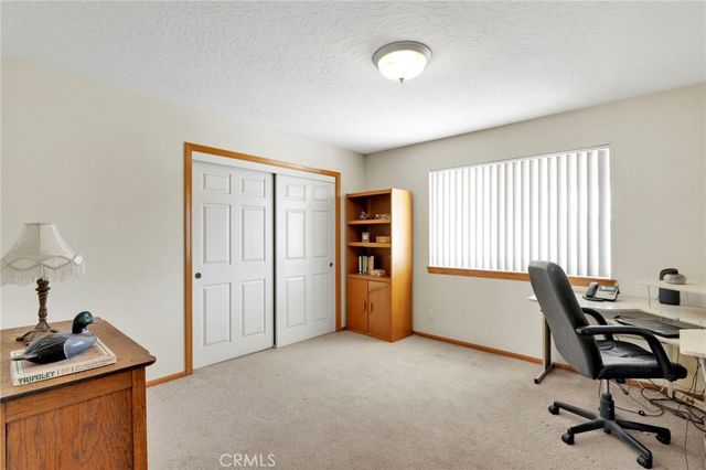 11062 Hollister Road, Oak Hills, CA 92344