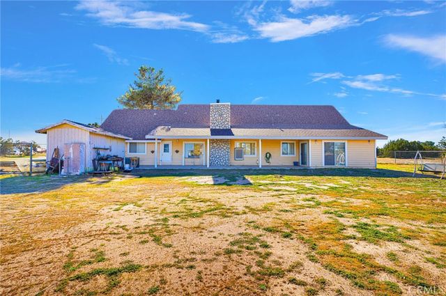 11062 Hollister Road, Oak Hills, CA 92344