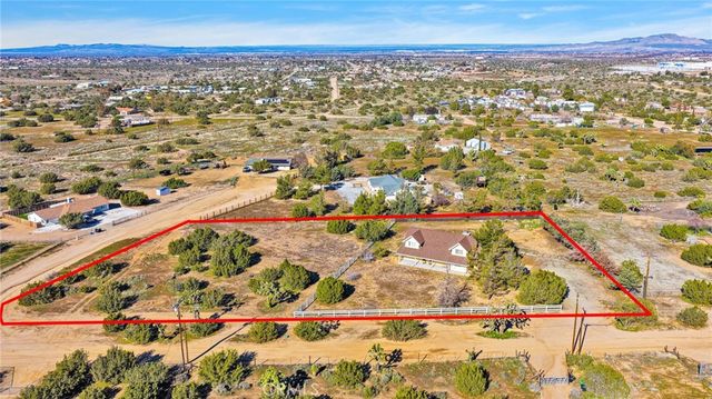 11062 Hollister Road, Oak Hills, CA 92344