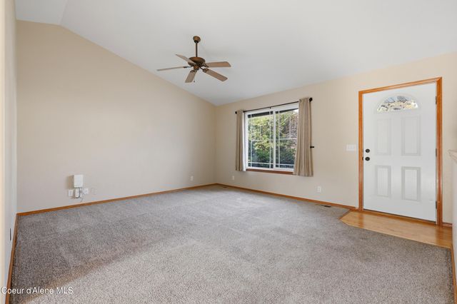 842 N Doryport Ct, Post Falls, ID 83854