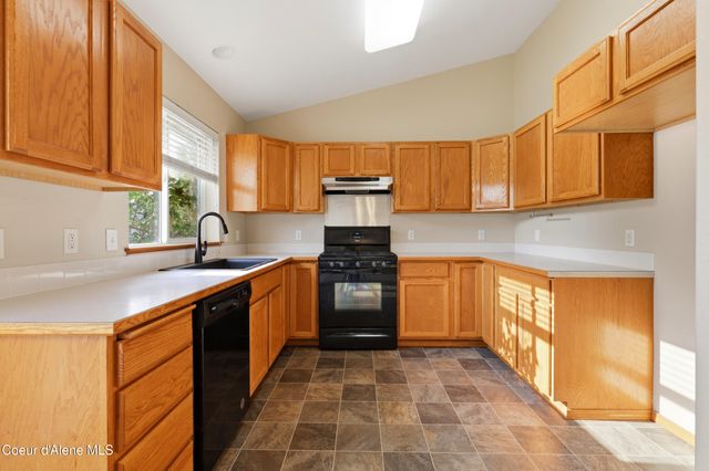 842 N Doryport Ct, Post Falls, ID 83854