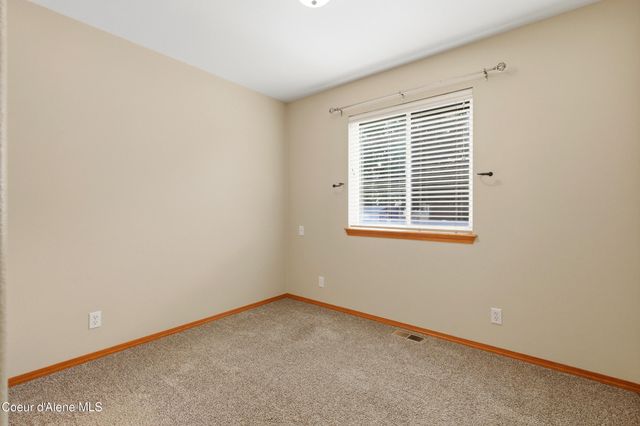 842 N Doryport Ct, Post Falls, ID 83854