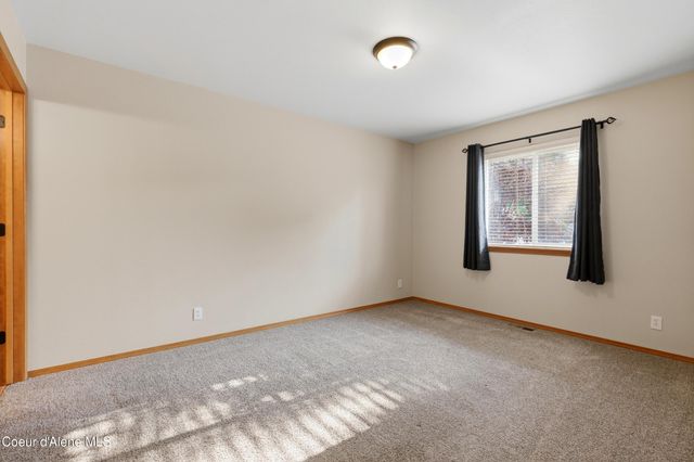 842 N Doryport Ct, Post Falls, ID 83854