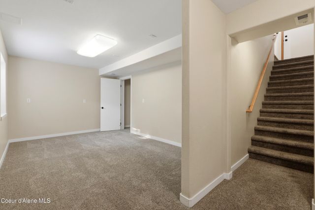 842 N Doryport Ct, Post Falls, ID 83854