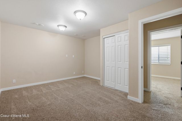 842 N Doryport Ct, Post Falls, ID 83854