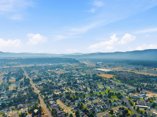 842 N Doryport Ct, Post Falls, ID 83854