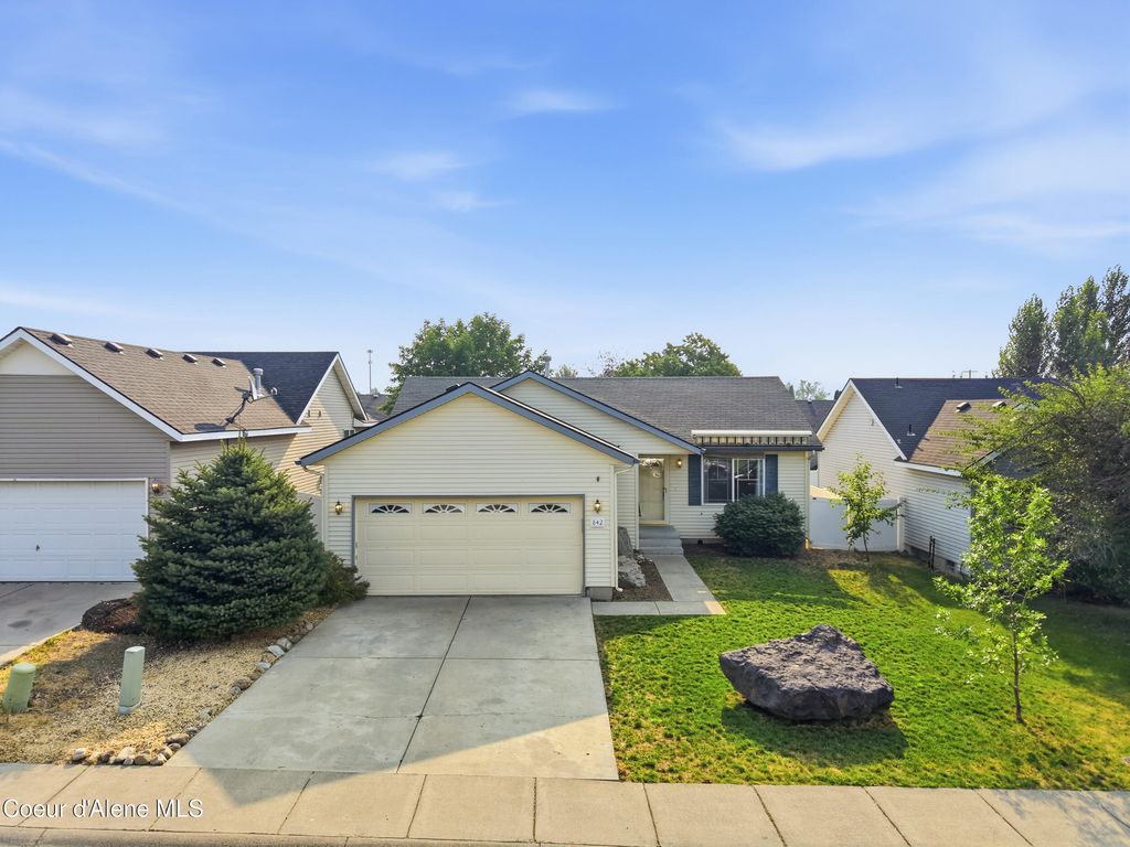 842 N Doryport Ct, Post Falls, ID 83854 photo 2