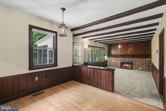 1121 GREEN TREE RD, Harrisburg, PA 17112
