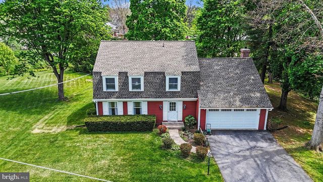 1121 GREEN TREE RD, Harrisburg, PA 17112