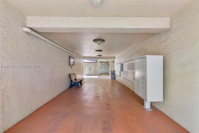 13100 SW 92nd Ave A-PH11, Miami, FL 33176