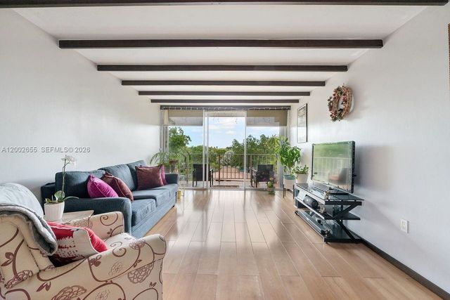 13100 SW 92nd Ave A-PH11, Miami, FL 33176