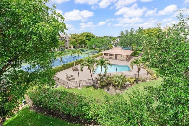 13100 SW 92nd Ave A-PH11, Miami, FL 33176