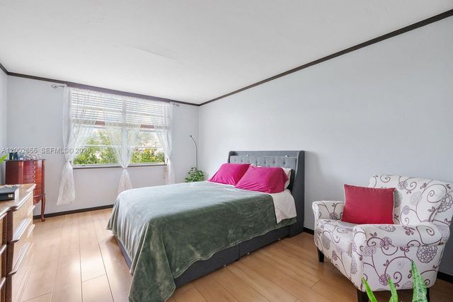 13100 SW 92nd Ave A-PH11, Miami, FL 33176