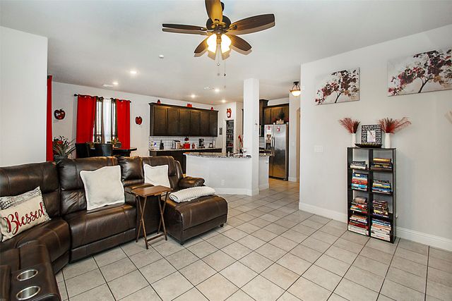 1097 Raptor Road, Alvarado, TX 76009