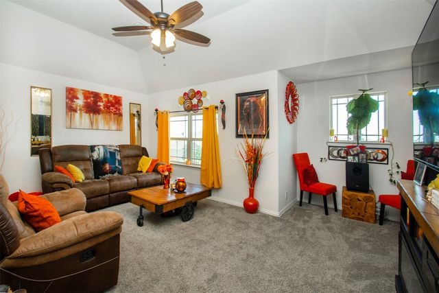1097 Raptor Road, Alvarado, TX 76009