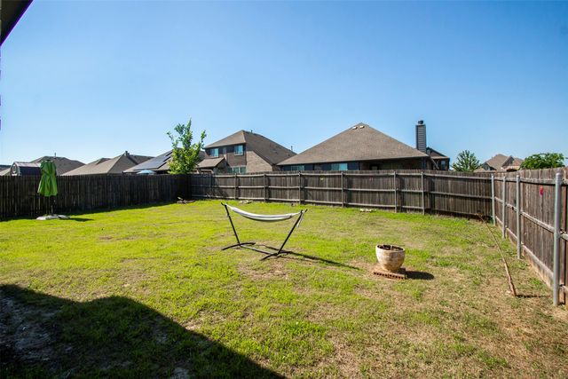 1097 Raptor Road, Alvarado, TX 76009