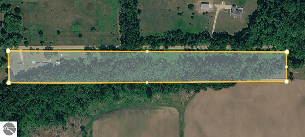 Image 20 of property listing at 9365 W North County Line Road, Shepherd, MI 48883