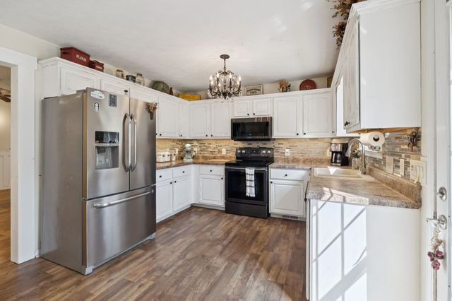 4705 Wildberry Ln, Chapel Hill, TN 37034