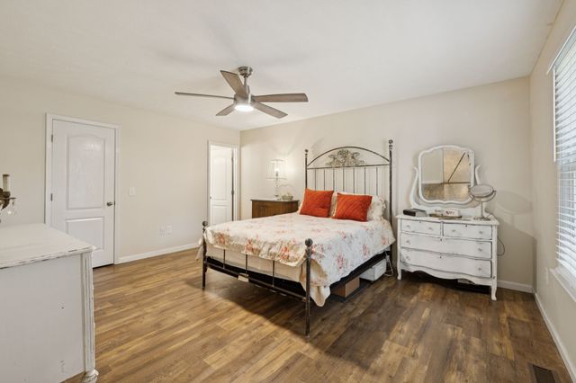 4705 Wildberry Ln, Chapel Hill, TN 37034