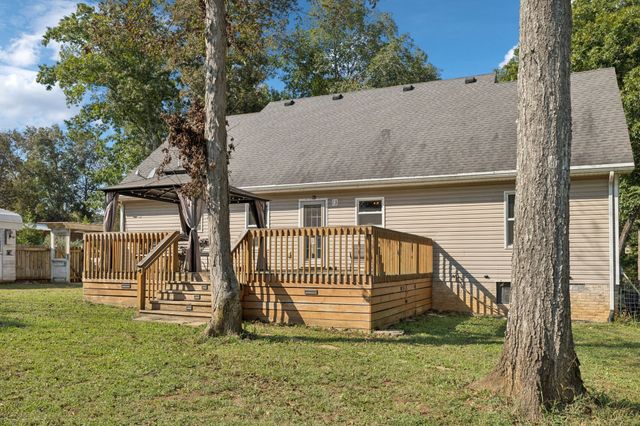 4705 Wildberry Ln, Chapel Hill, TN 37034