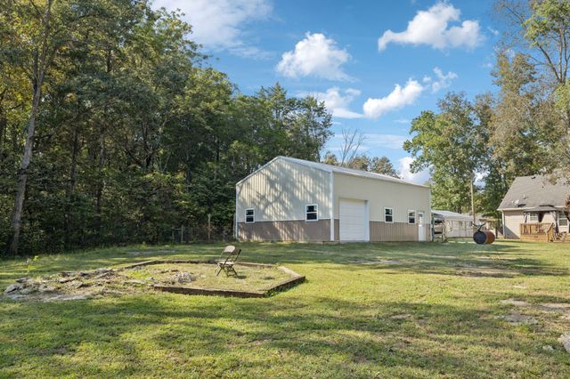 4705 Wildberry Ln, Chapel Hill, TN 37034