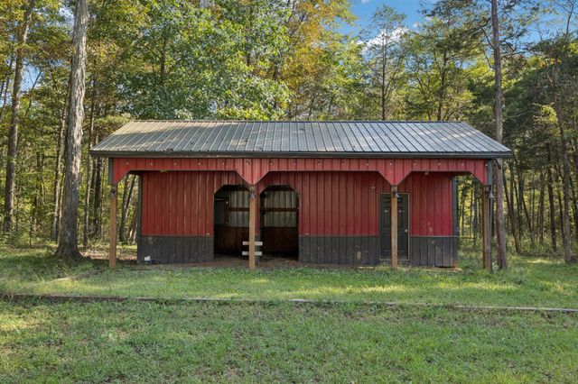 4705 Wildberry Ln, Chapel Hill, TN 37034