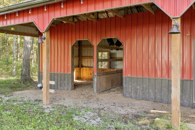 4705 Wildberry Ln, Chapel Hill, TN 37034