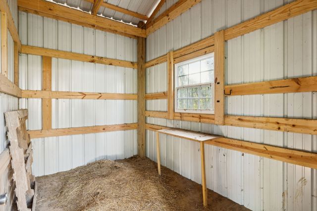 4705 Wildberry Ln, Chapel Hill, TN 37034