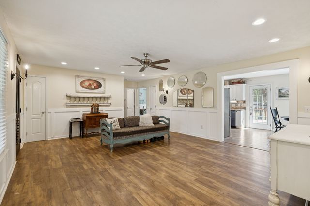 4705 Wildberry Ln, Chapel Hill, TN 37034