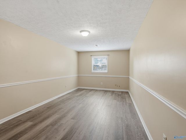 1061 Sandy Springs Road NW, Huntsville, AL 35806