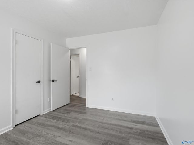 1061 Sandy Springs Road NW, Huntsville, AL 35806