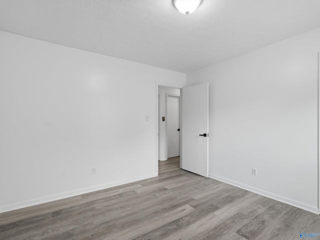 1061 Sandy Springs Road NW, Huntsville, AL 35806