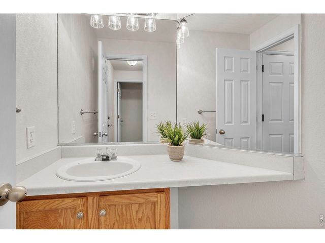 1365 Flannagan Ct, Erie, CO 80516