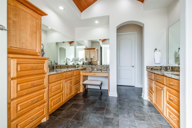 31102 Lower Oxbow Trace, Fulshear, TX 77441