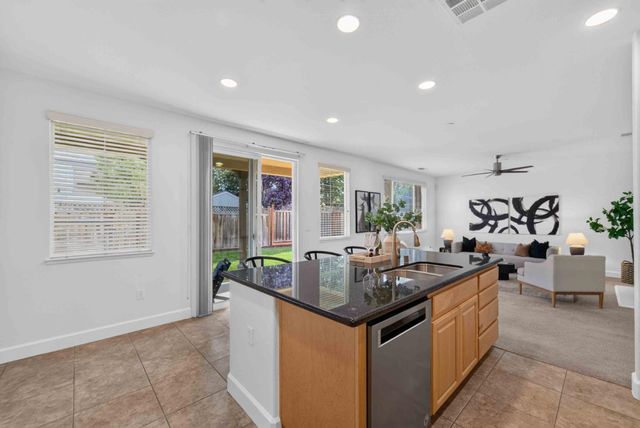 1370 Sunrise Drive, Gilroy, CA 95020
