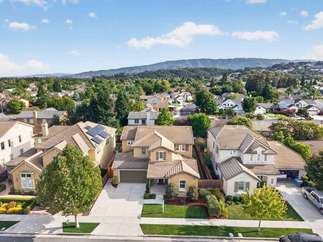 1370 Sunrise Drive, Gilroy, CA 95020