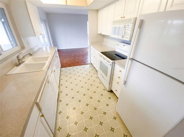 4474 LAKE BOULEVARD, Clearwater, FL 33762