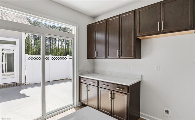 1301 Regal Rd Unit A, Suffolk, VA 23434