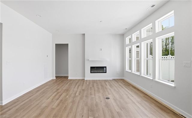 1301 Regal Rd Unit A, Suffolk, VA 23434