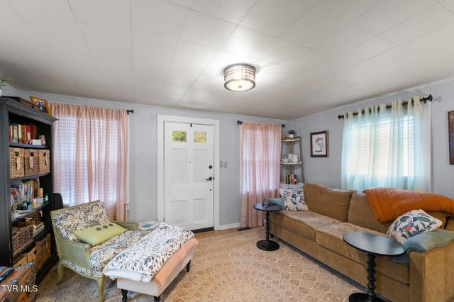 255 Southwest Stone Mill Road, Abingdon, VA 24210