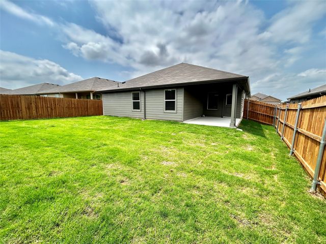 16432 Severn Lane, Justin, TX 76247