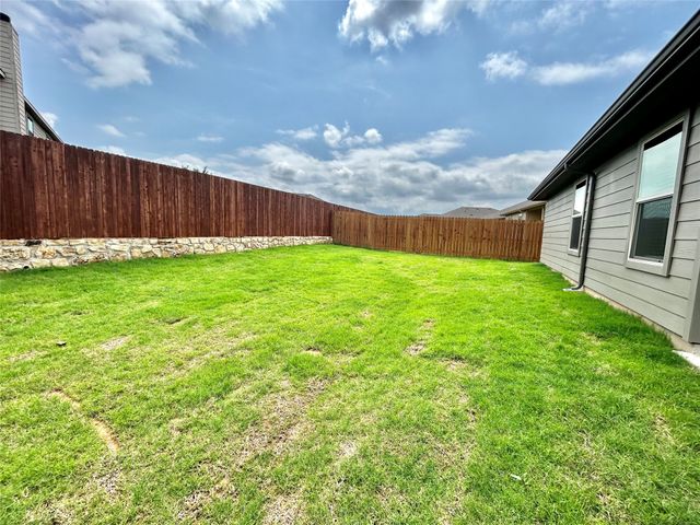16432 Severn Lane, Justin, TX 76247