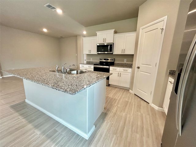 16432 Severn Lane, Justin, TX 76247
