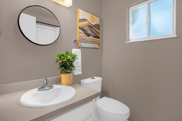 606 IRIS STREET, Altamonte Springs, FL 32714