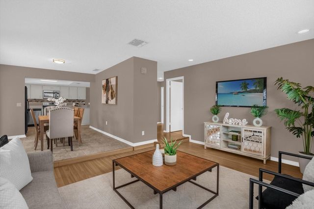 606 IRIS STREET, Altamonte Springs, FL 32714