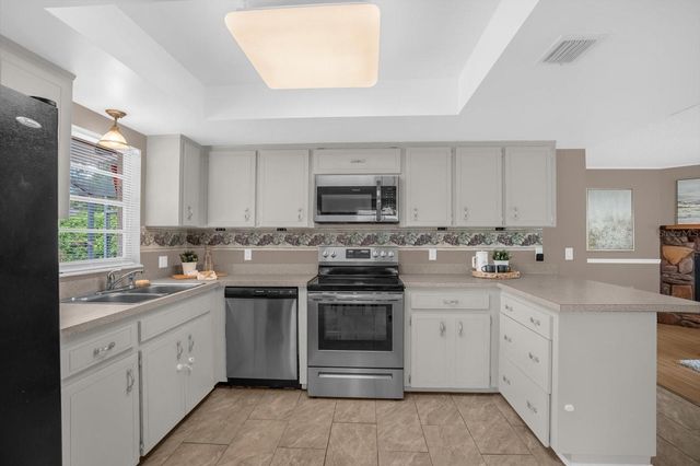 606 IRIS STREET, Altamonte Springs, FL 32714